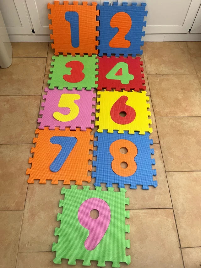 Alfombra infantil con números x10unidades 30x30x0.8cm