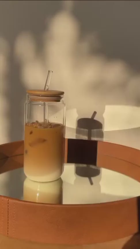 Jarra de Vidrio Con Sorbito Transparente y Tapa de Bambú