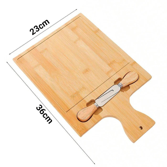 Tabla de bamboo para picadas con cubiertos
